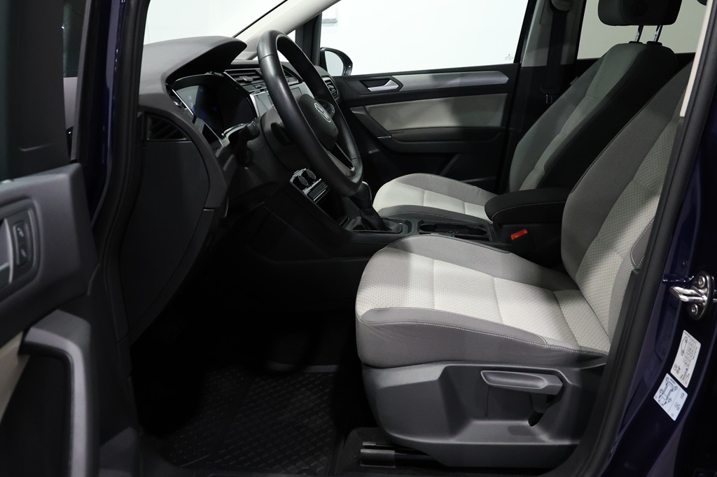 Volkswagen Touran ZDE17N