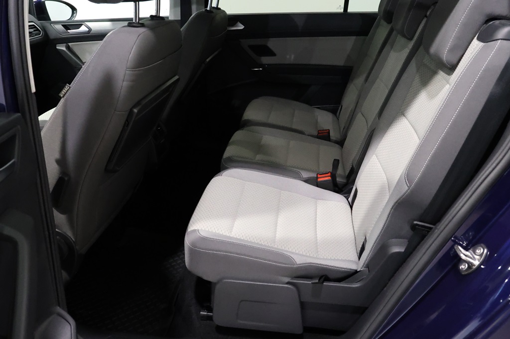 Volkswagen Touran ZDE17N