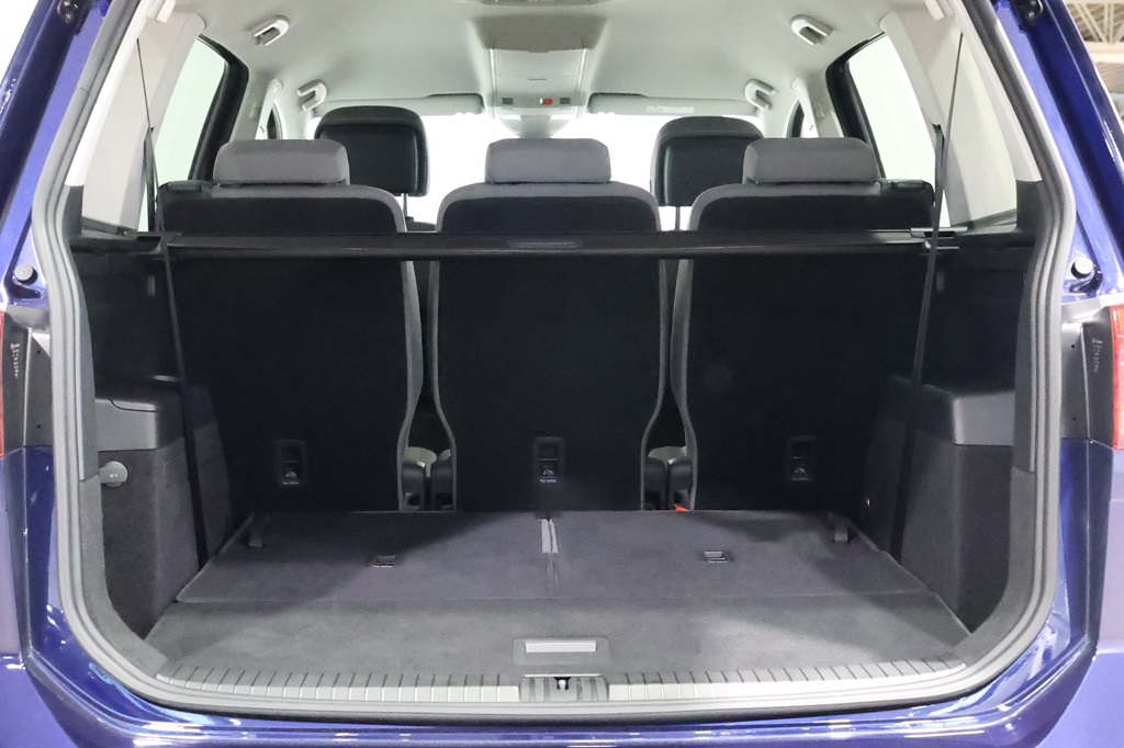 Volkswagen Touran ZDE17N