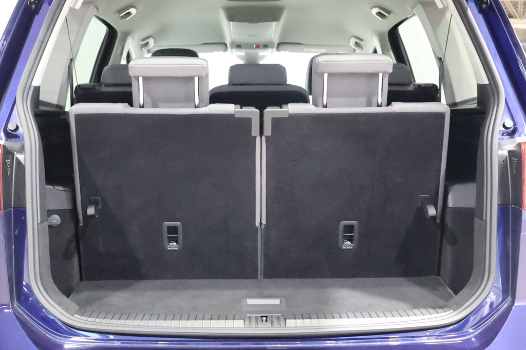 Volkswagen Touran ZDE17N