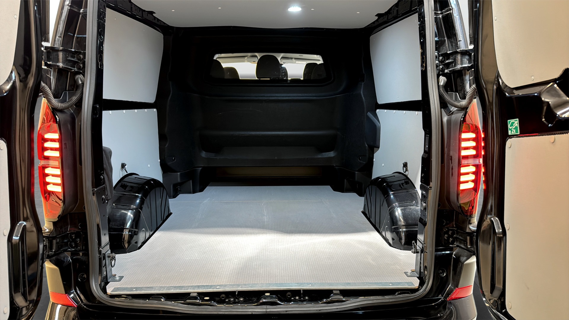 Volkswagen T7 Transporter ZDH17Y