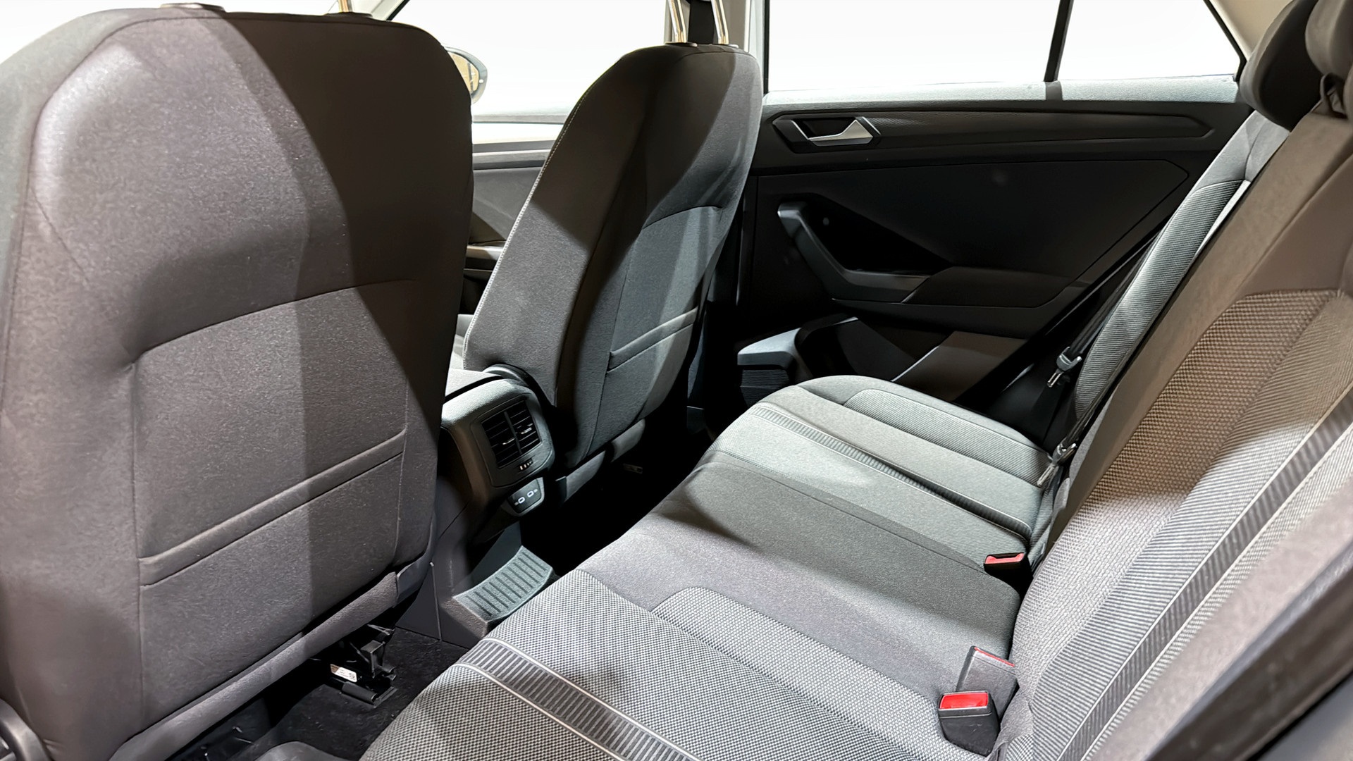 Volkswagen T-Roc ZDL21B