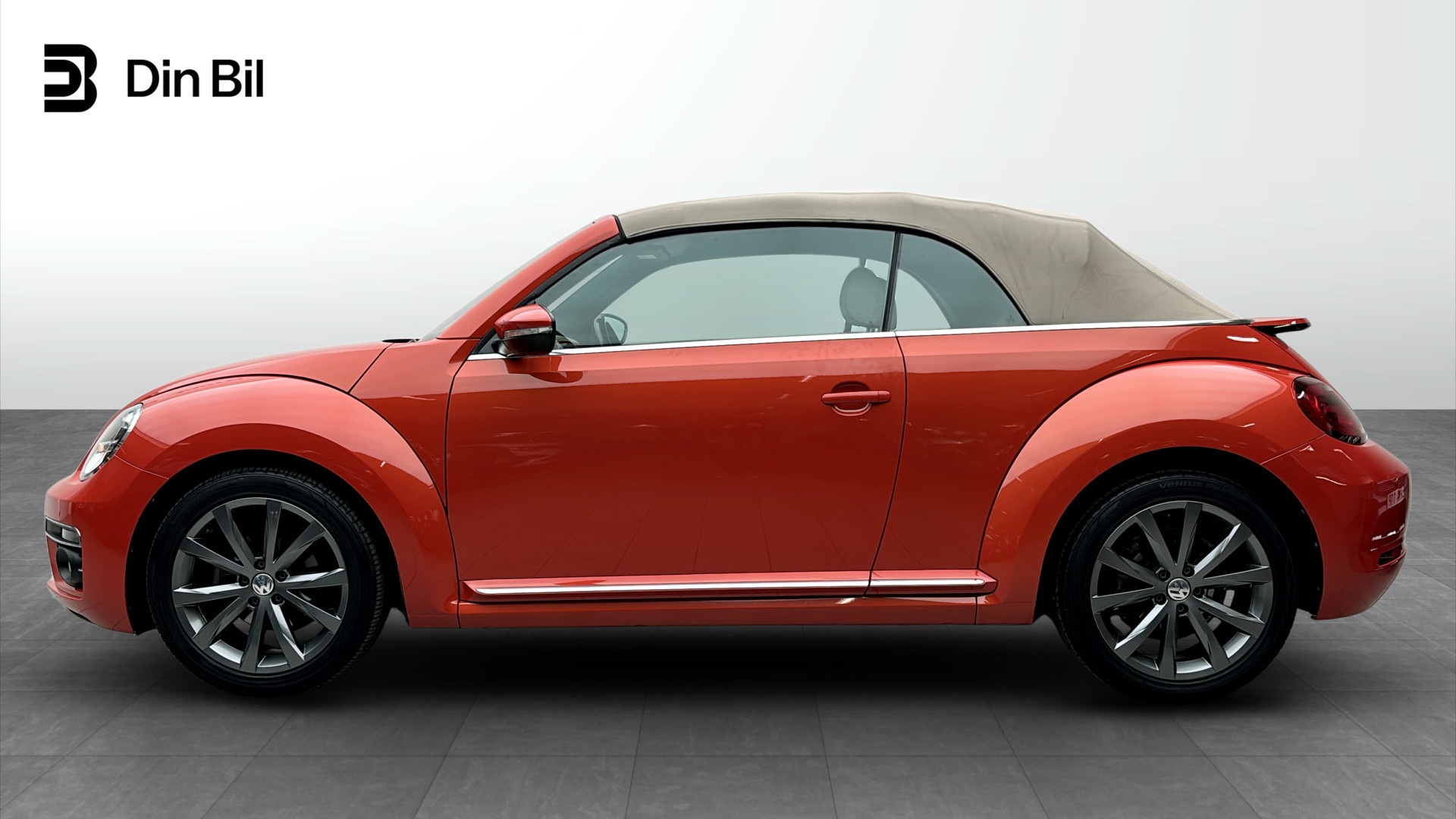 Volkswagen Beetle Cabriolet ZDM640