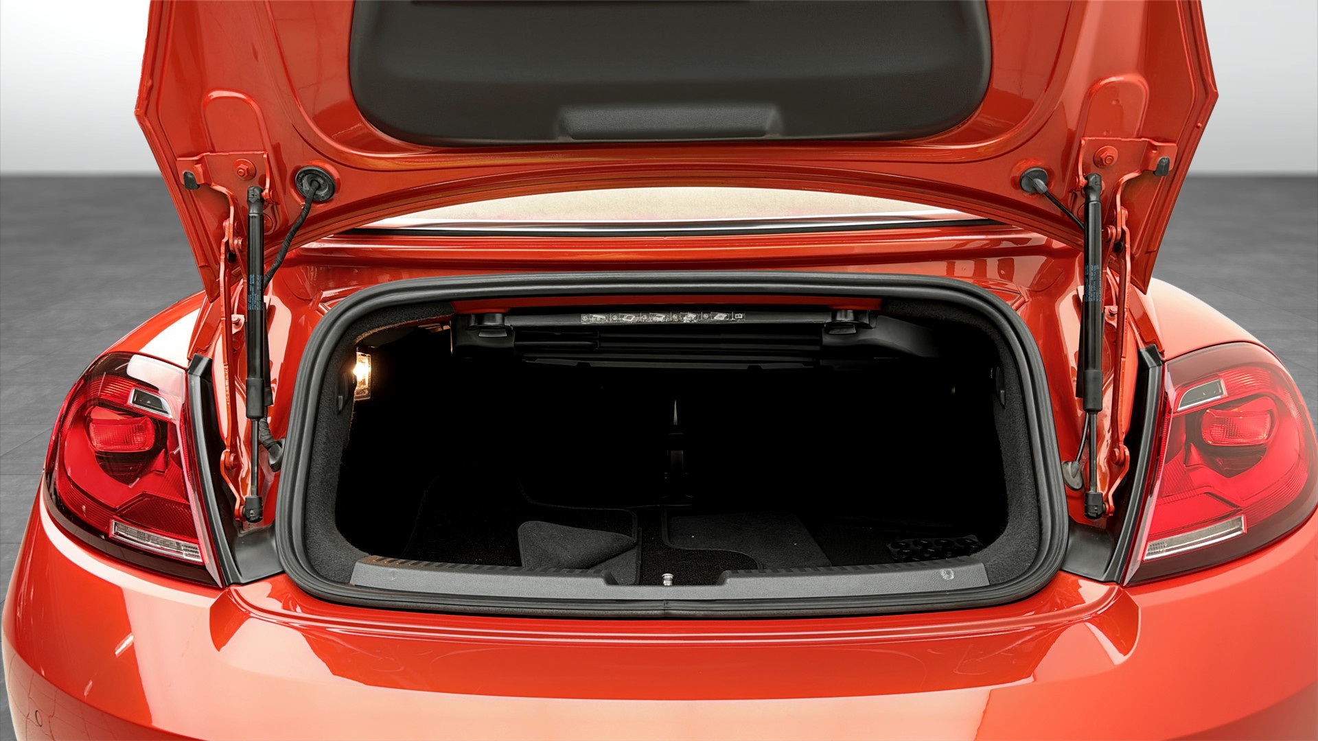 Volkswagen Beetle Cabriolet ZDM640