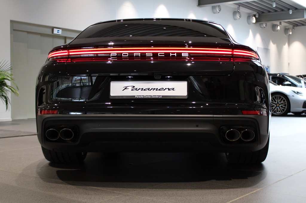 Porsche Panamera ZDR05W
