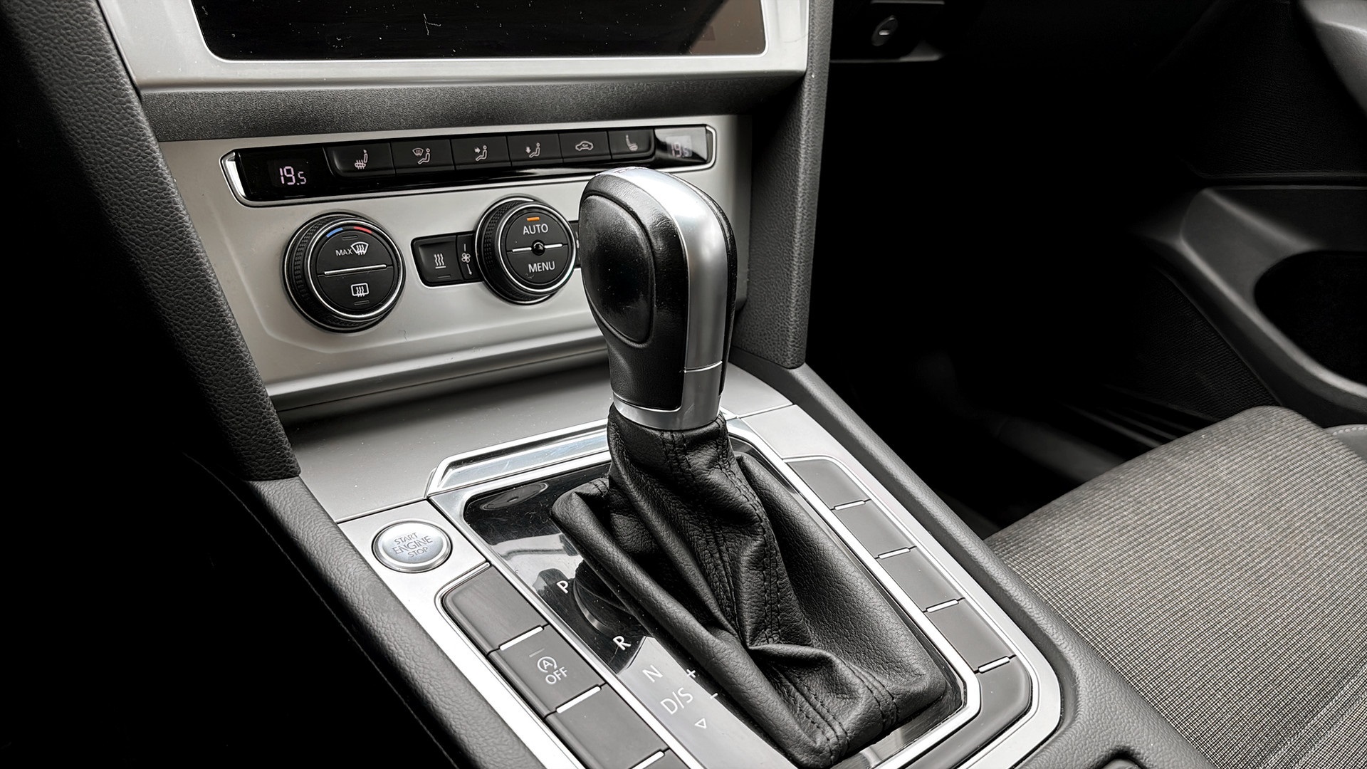Volkswagen Passat Sportscombi ZEC122