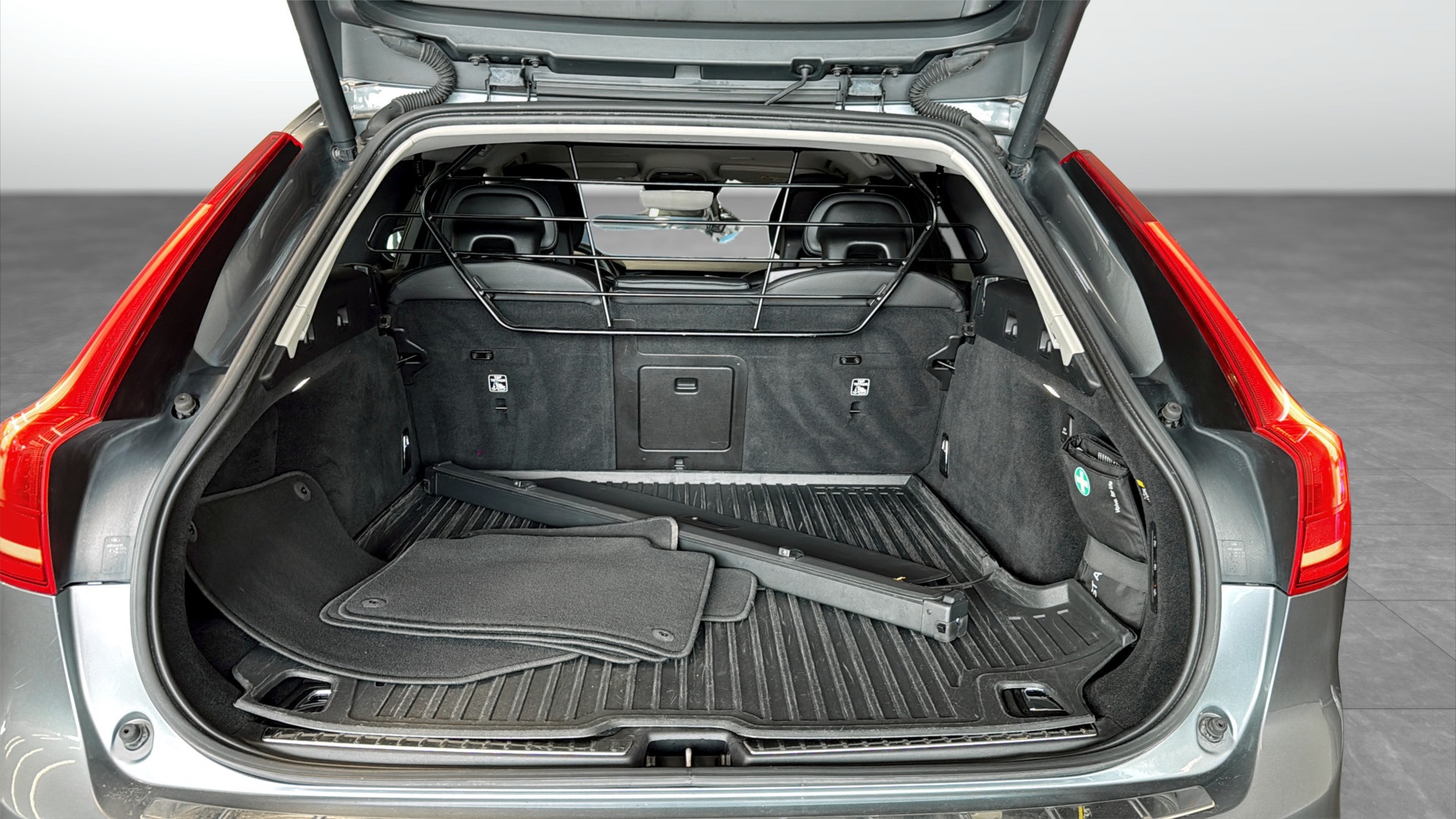 Volvo V90 ZED885
