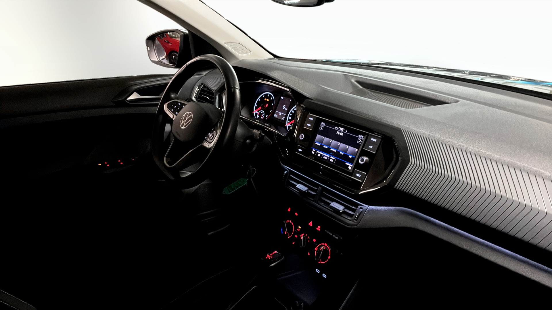 Volkswagen T-Cross ZEG12N