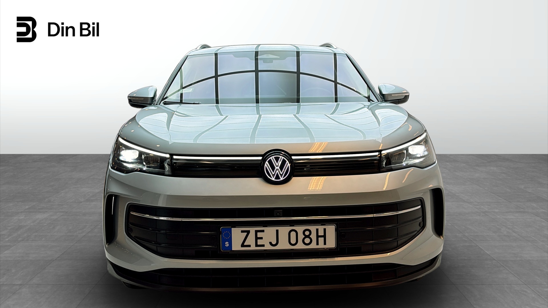 Volkswagen Tiguan ZEJ08H