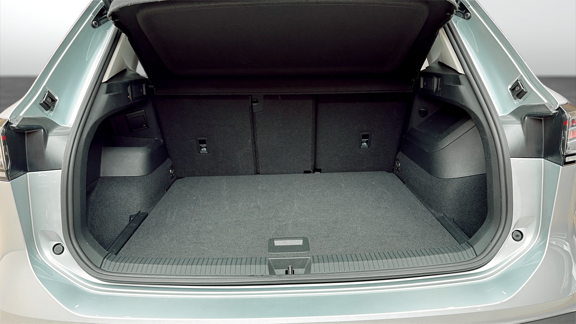 Volkswagen Tiguan ZEJ08H