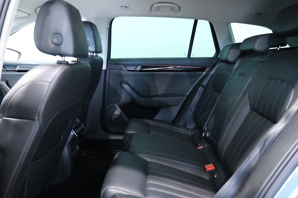 Skoda Superb Combi ZEL491