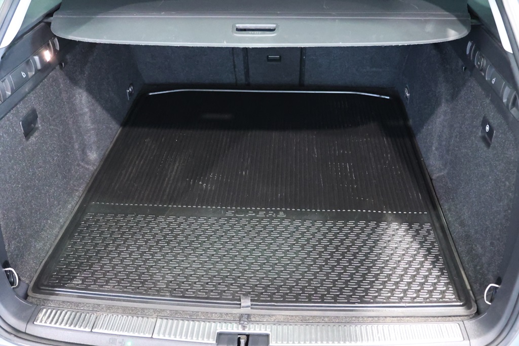 Skoda Superb Combi ZEL491