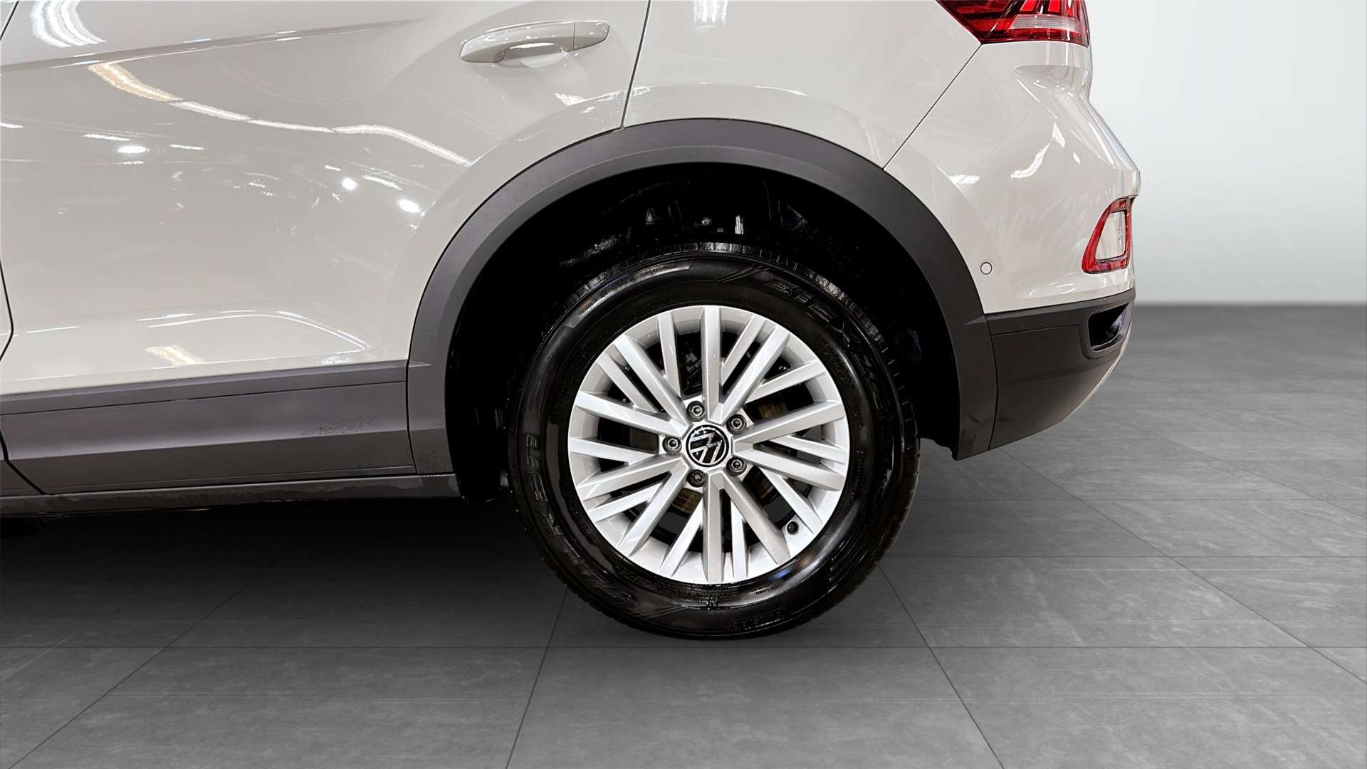 Volkswagen T-Roc ZEW00U