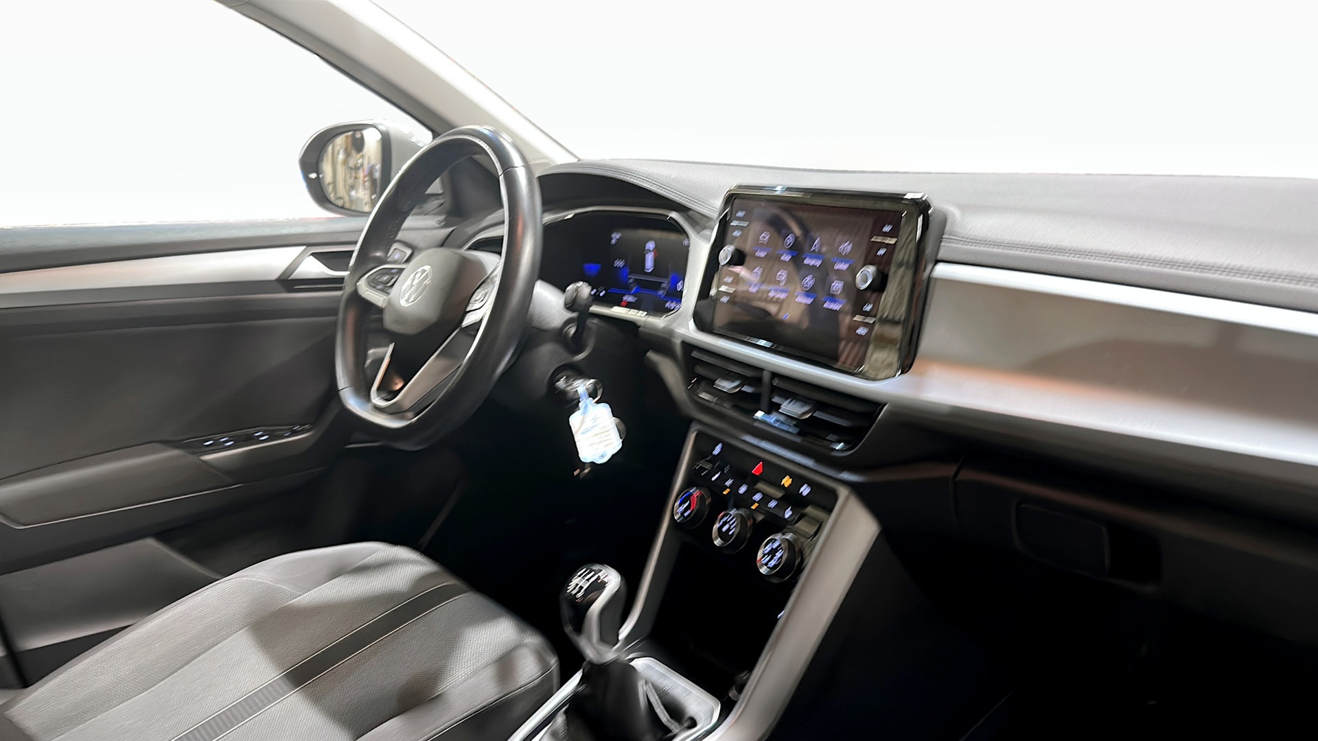 Volkswagen T-Roc ZEW00U