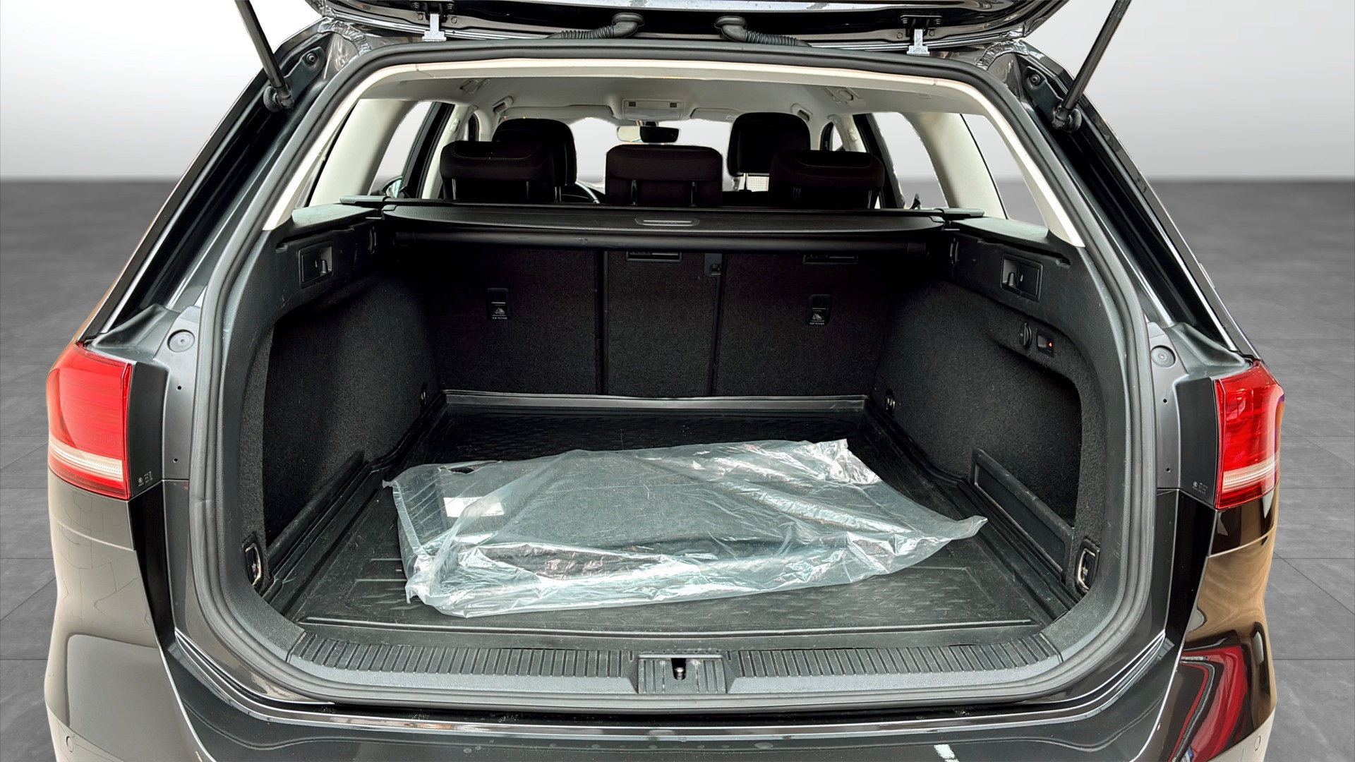 Volkswagen Passat ZEY516