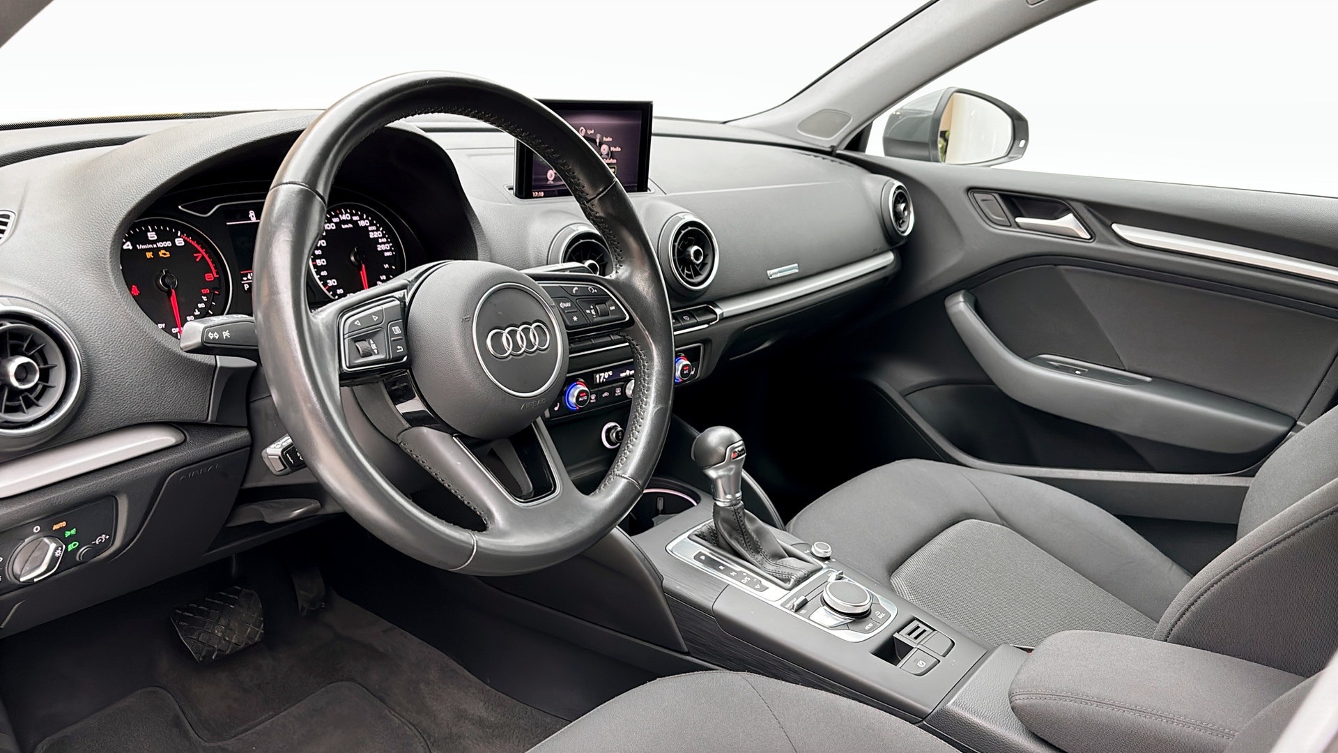 Audi A3 Sportback ZGC211
