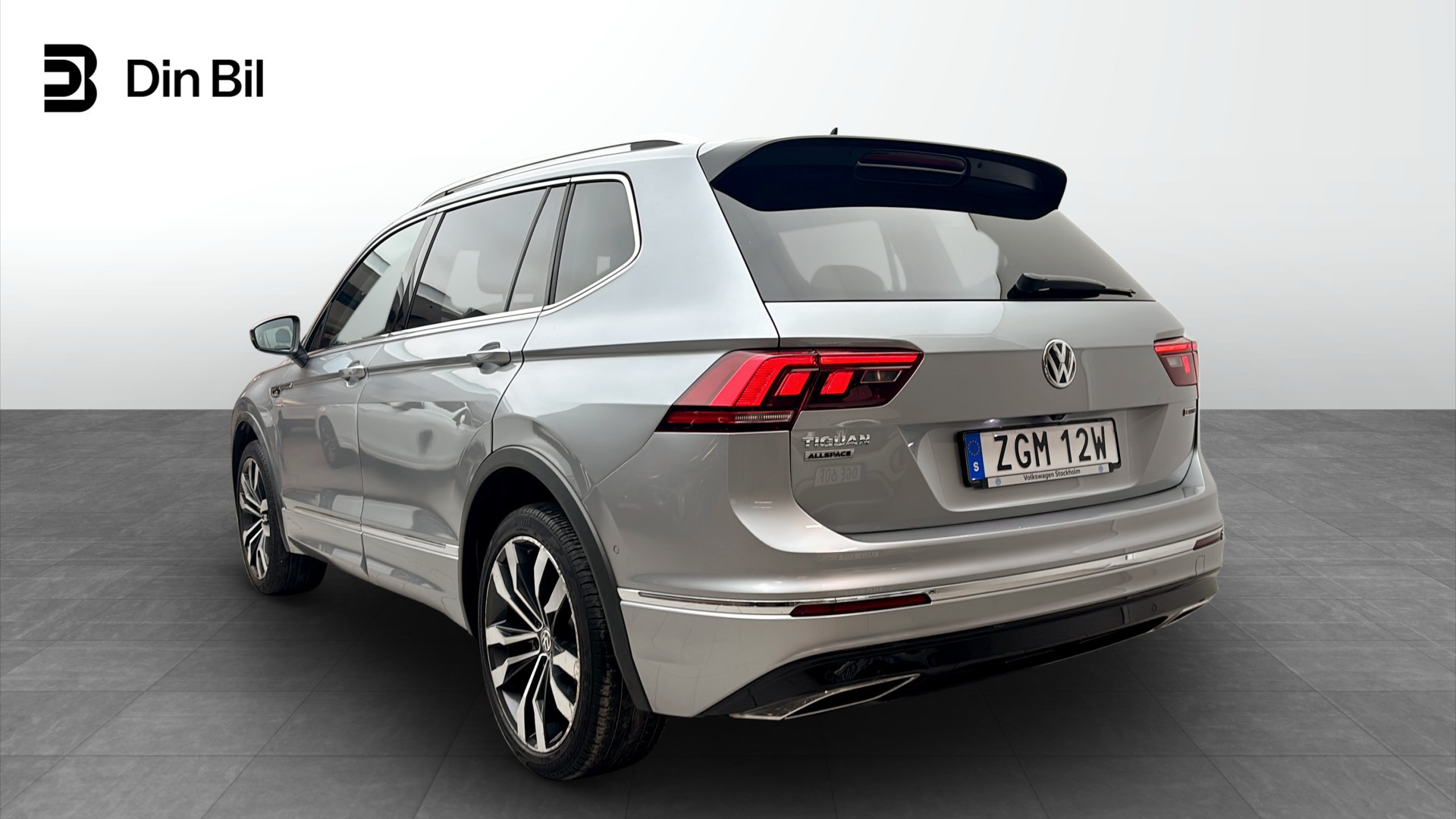 Volkswagen Tiguan ZGM12W