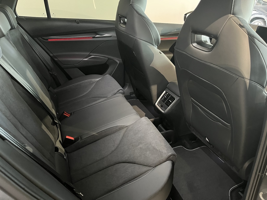 Skoda Enyaq ZGU718