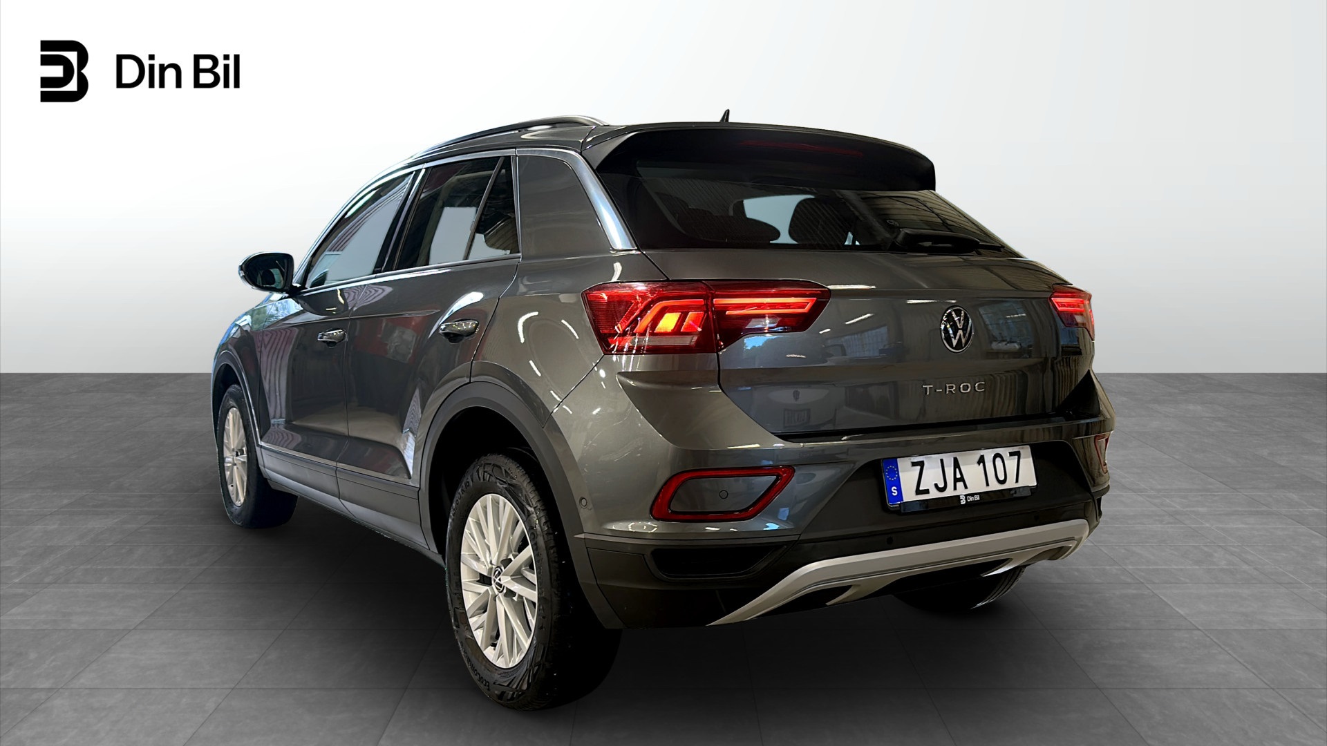 Volkswagen T-Roc ZJA107