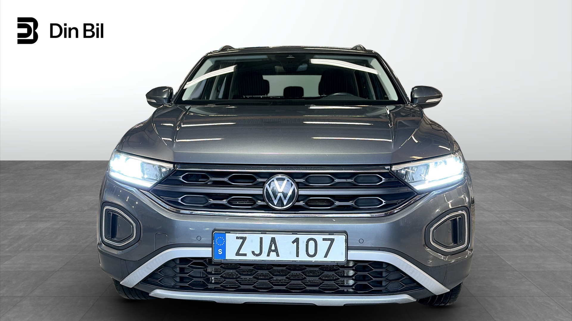 Volkswagen T-Roc ZJA107