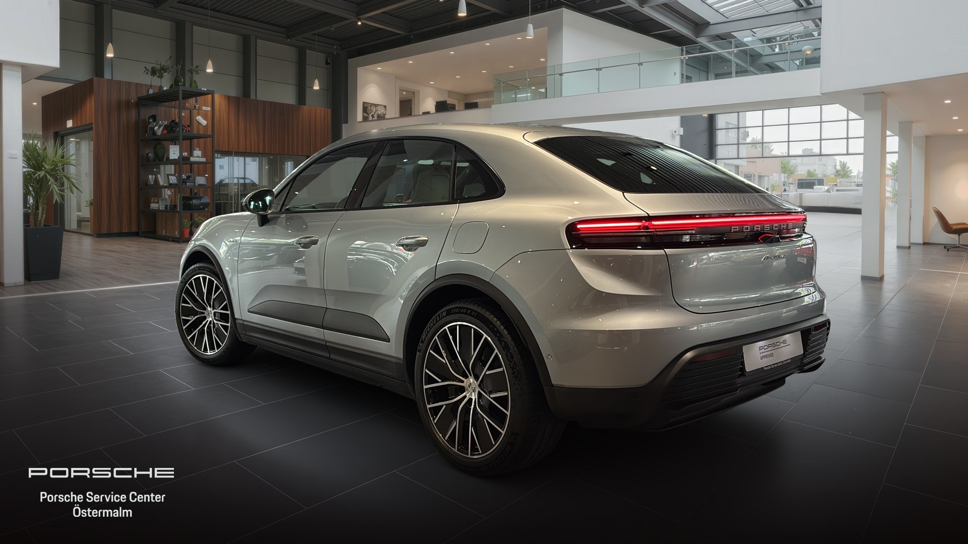 Porsche Macan ZJA711
