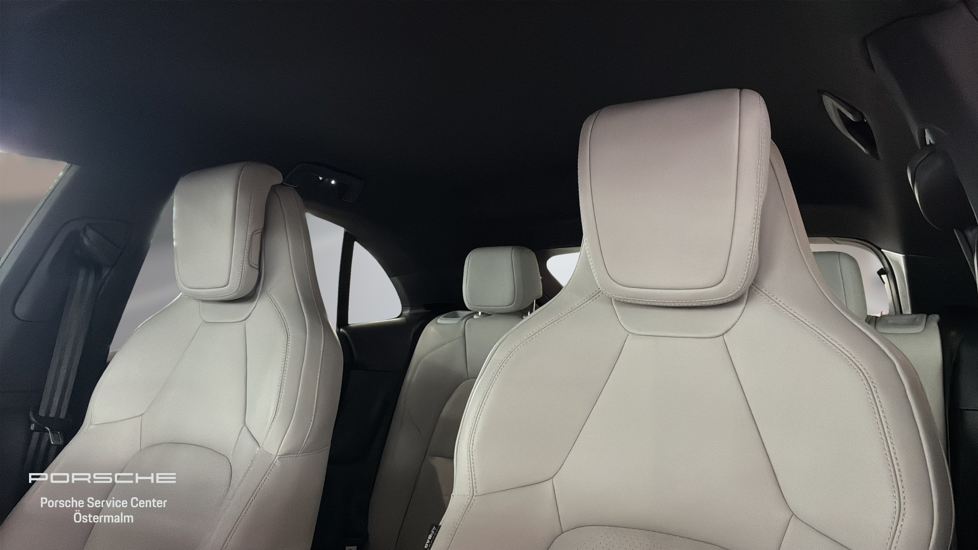 Porsche Macan ZJA711