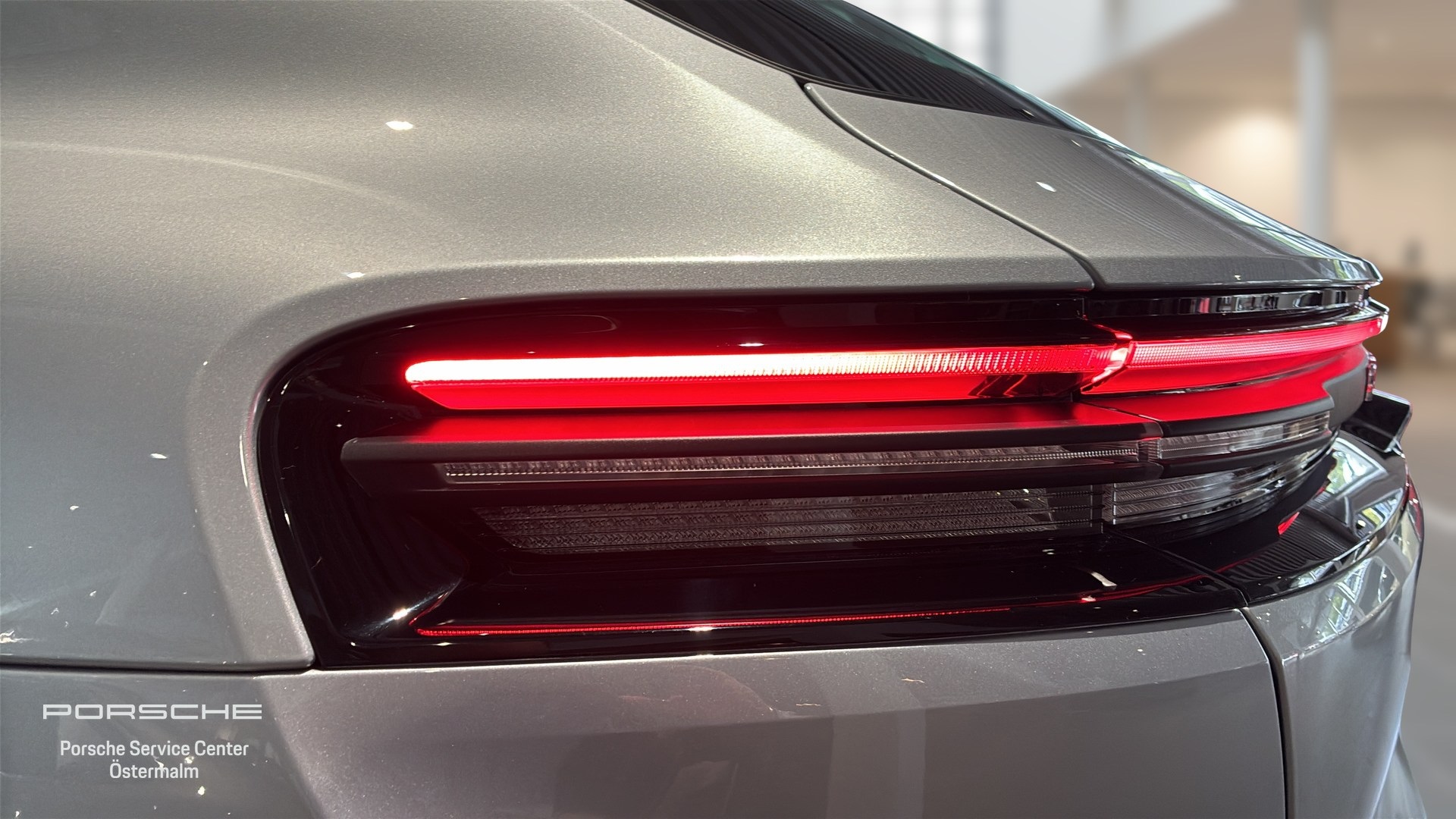 Porsche Macan ZJA711
