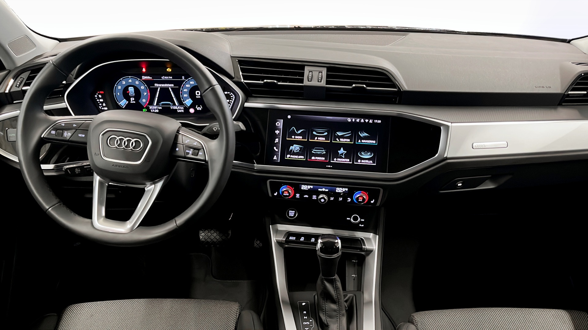 Audi Q3 ZJA808