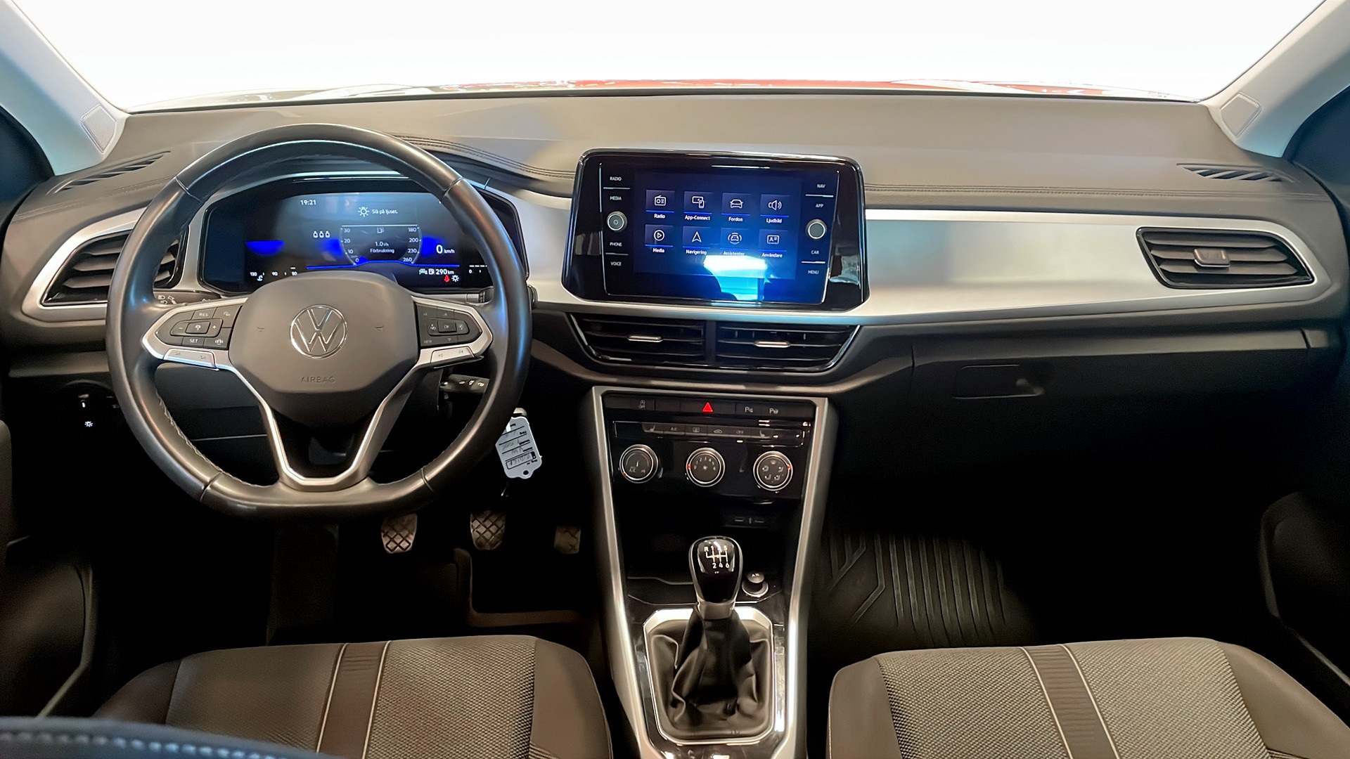 Volkswagen T-Roc ZJD16P
