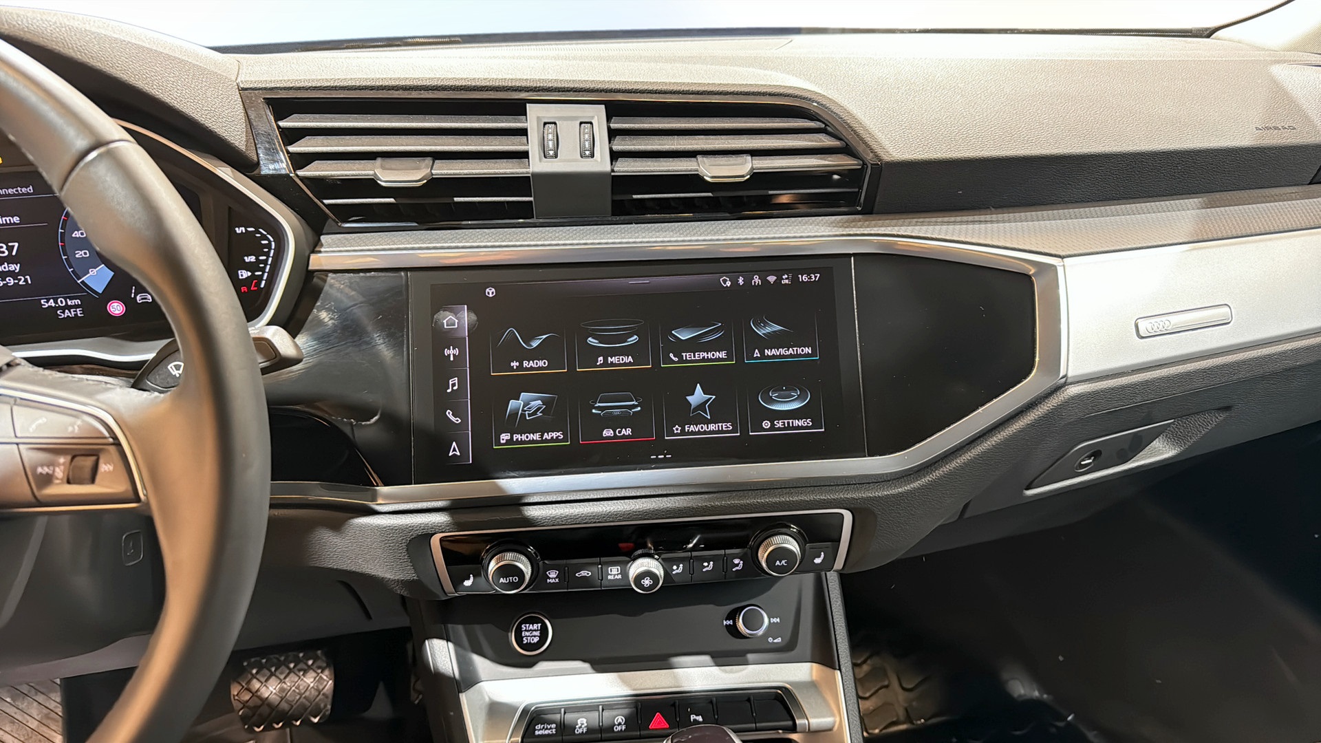 Audi Q3 ZJM710