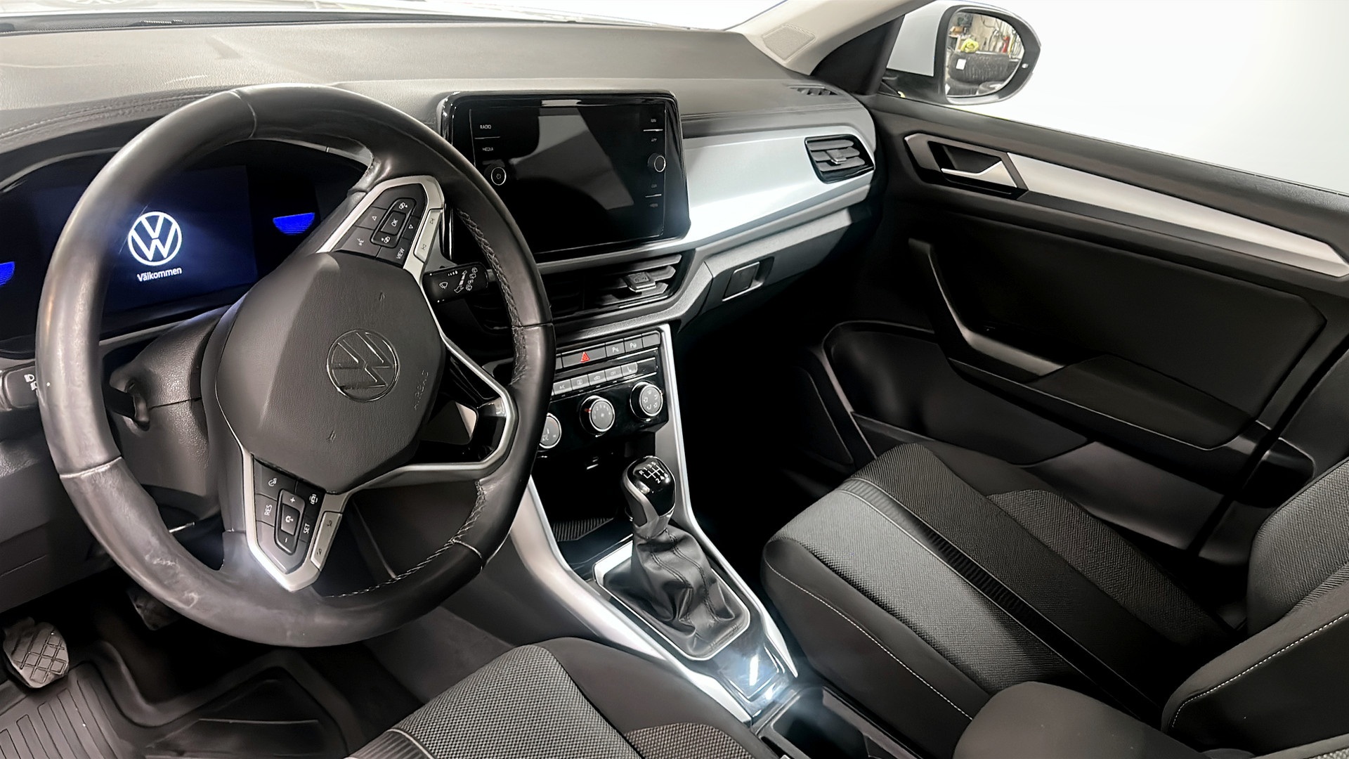 Volkswagen T-Roc ZKE82G