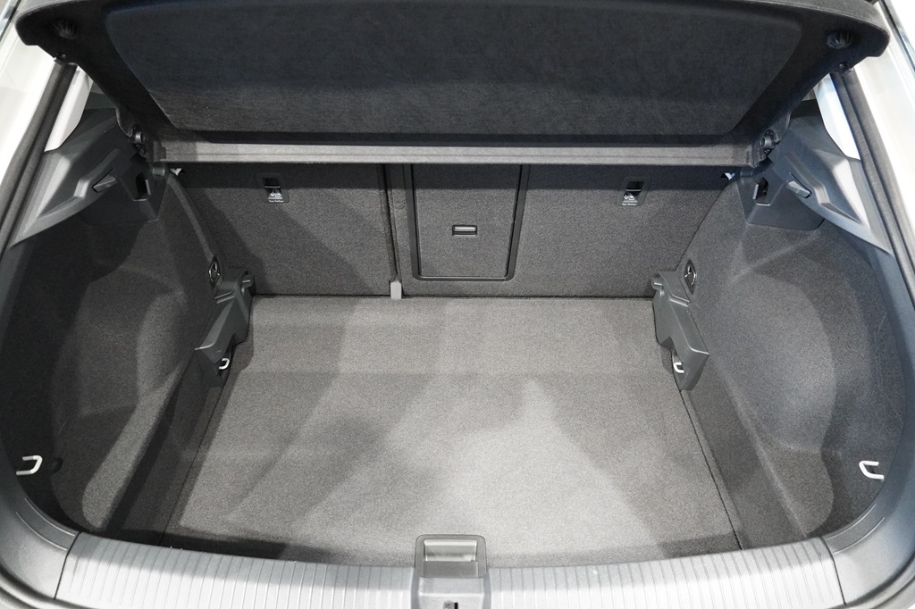 Volkswagen T-Roc ZKF53U