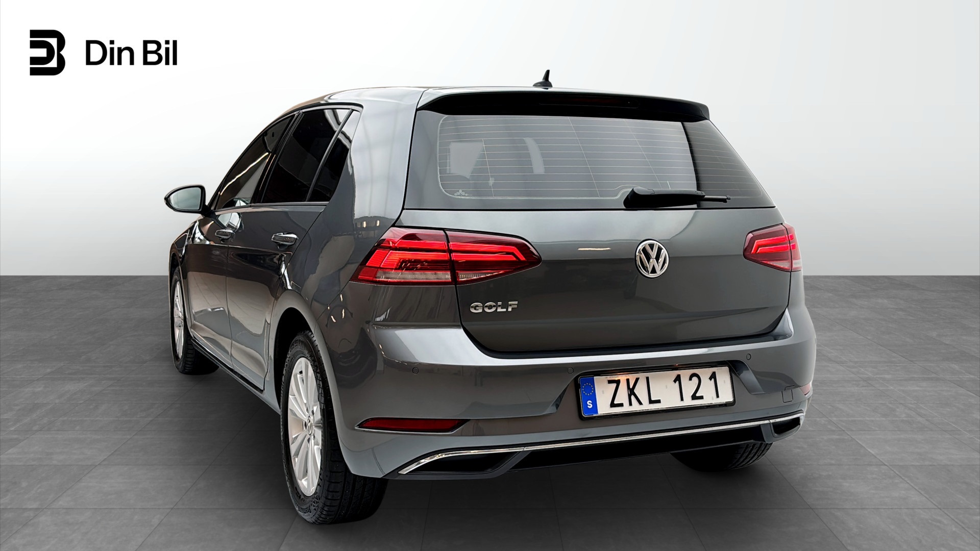 Volkswagen Golf ZKL121