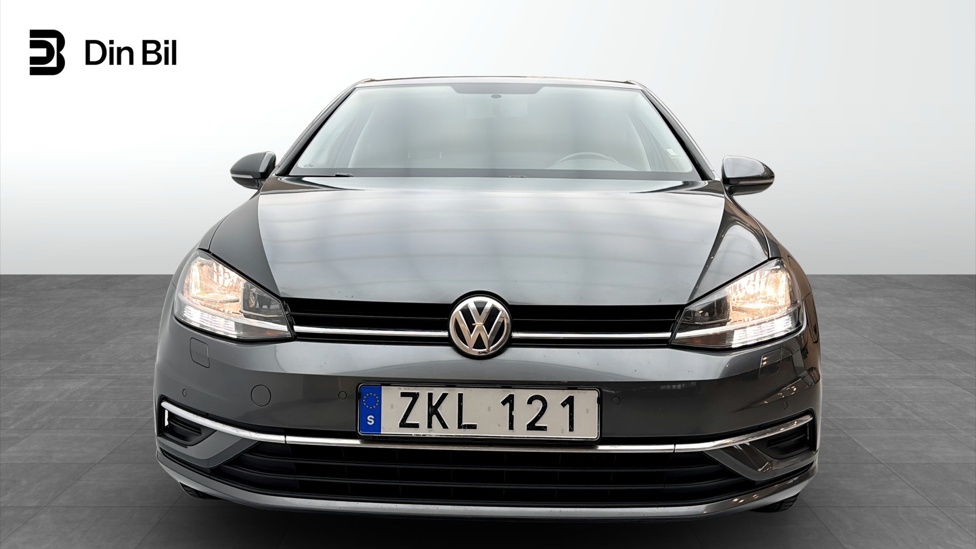 Volkswagen Golf ZKL121