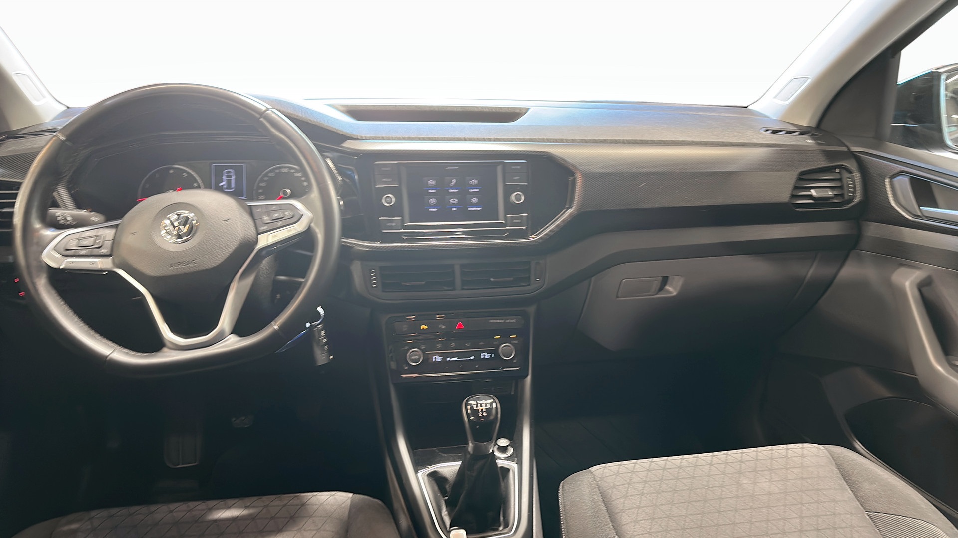 Volkswagen T-Cross ZKO539