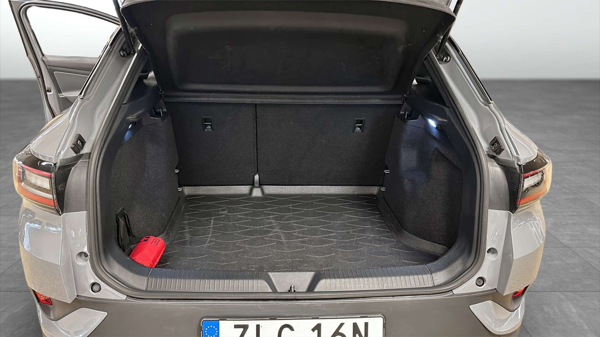 Volkswagen ID.4 ZLG16N