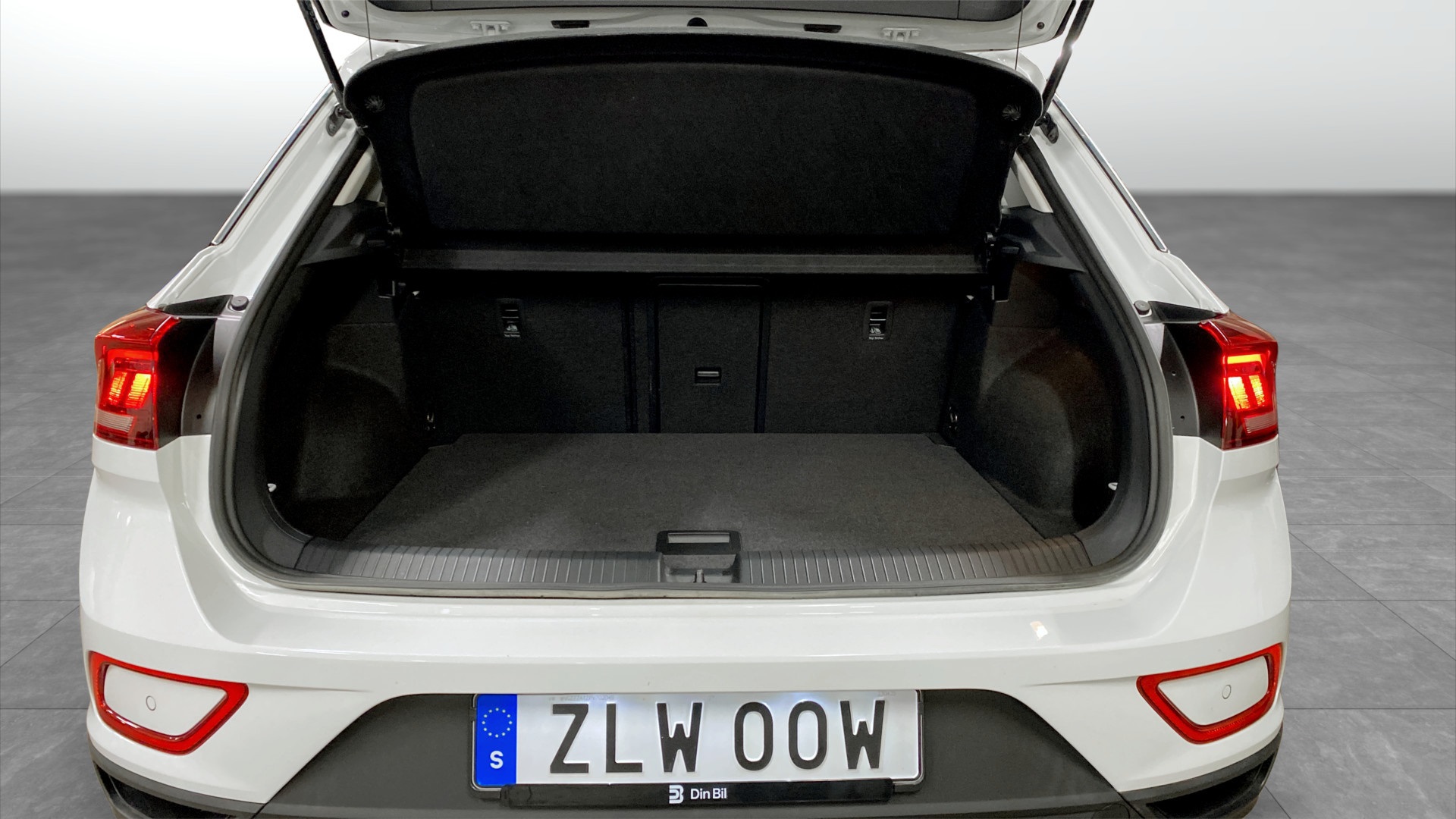 Volkswagen T-Roc ZLW00W