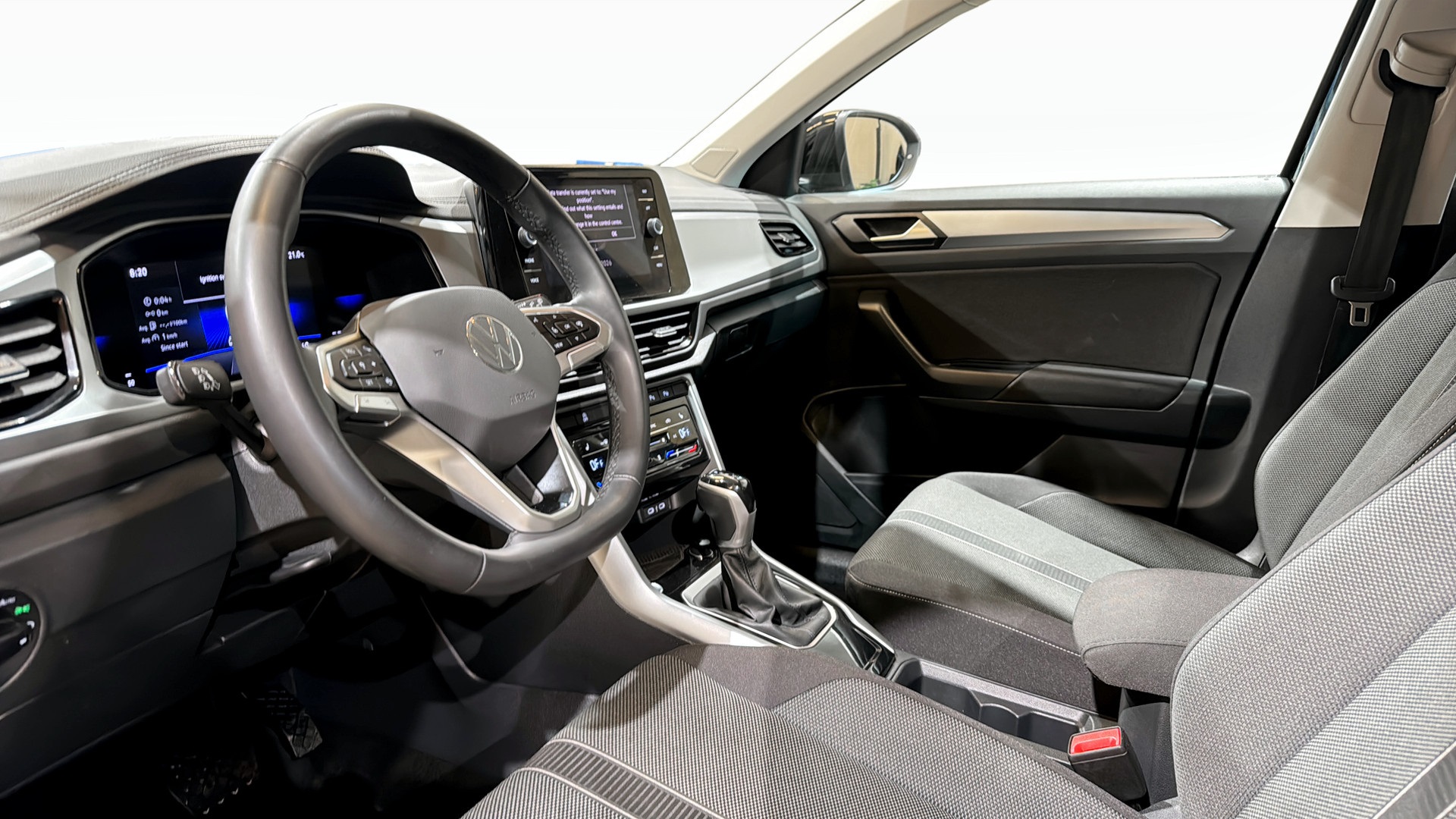 Volkswagen T-Roc ZMG54Y