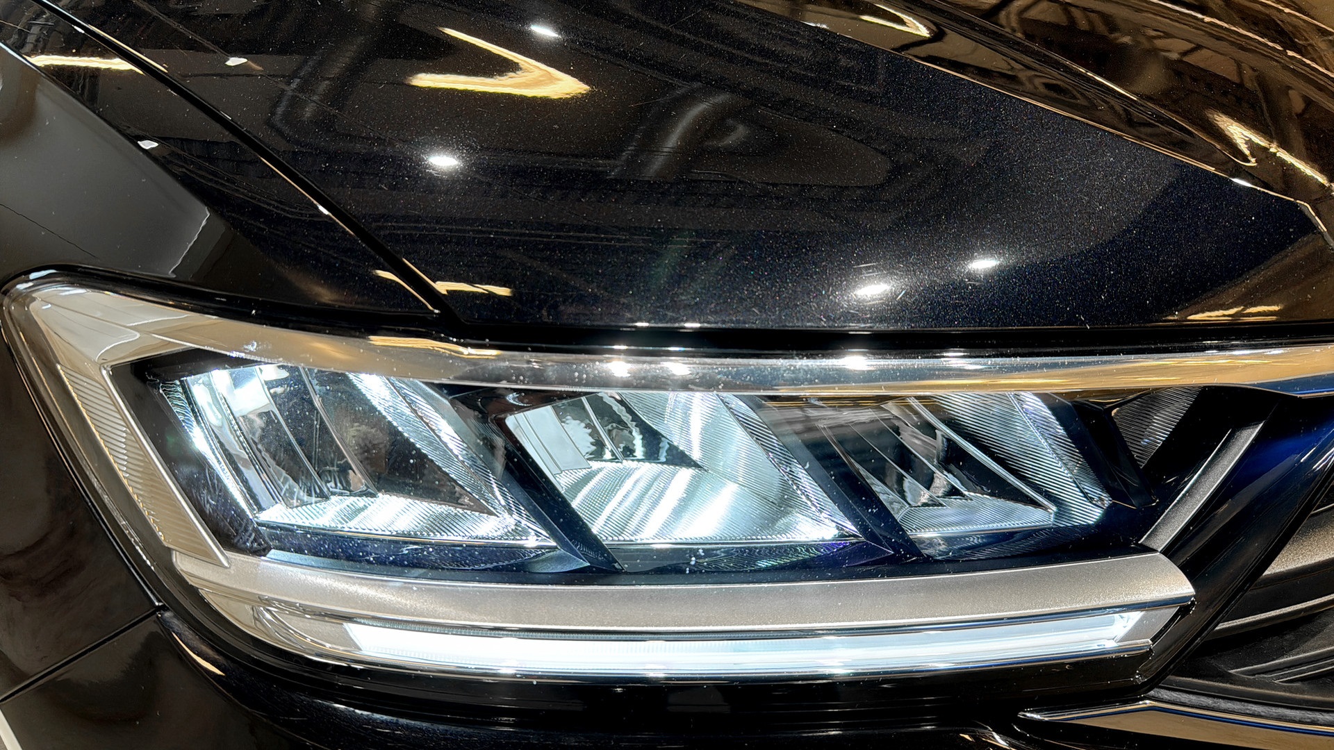 Volkswagen T-Roc ZMG54Y