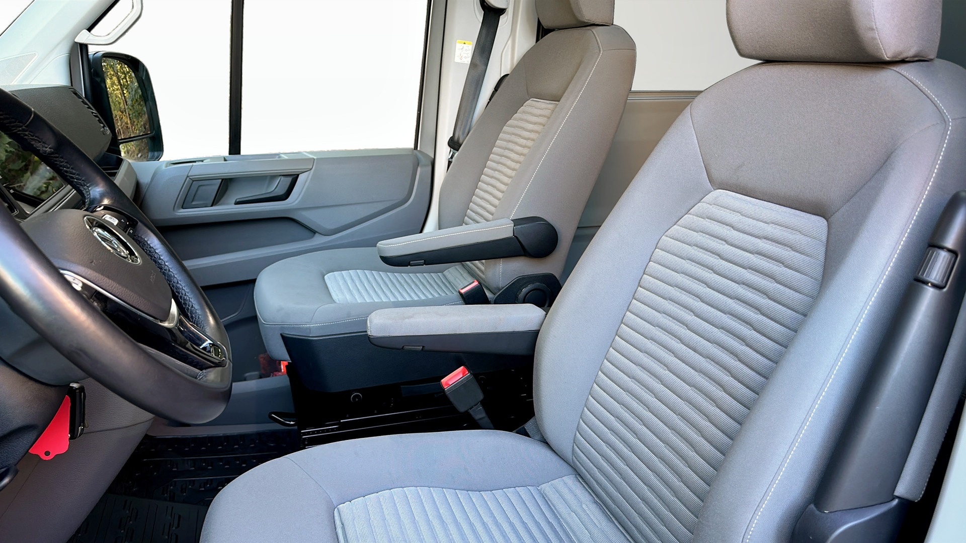 Volkswagen Grand California 680 ZNB21A