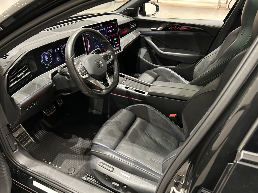 Volkswagen Passat ZNJ04S