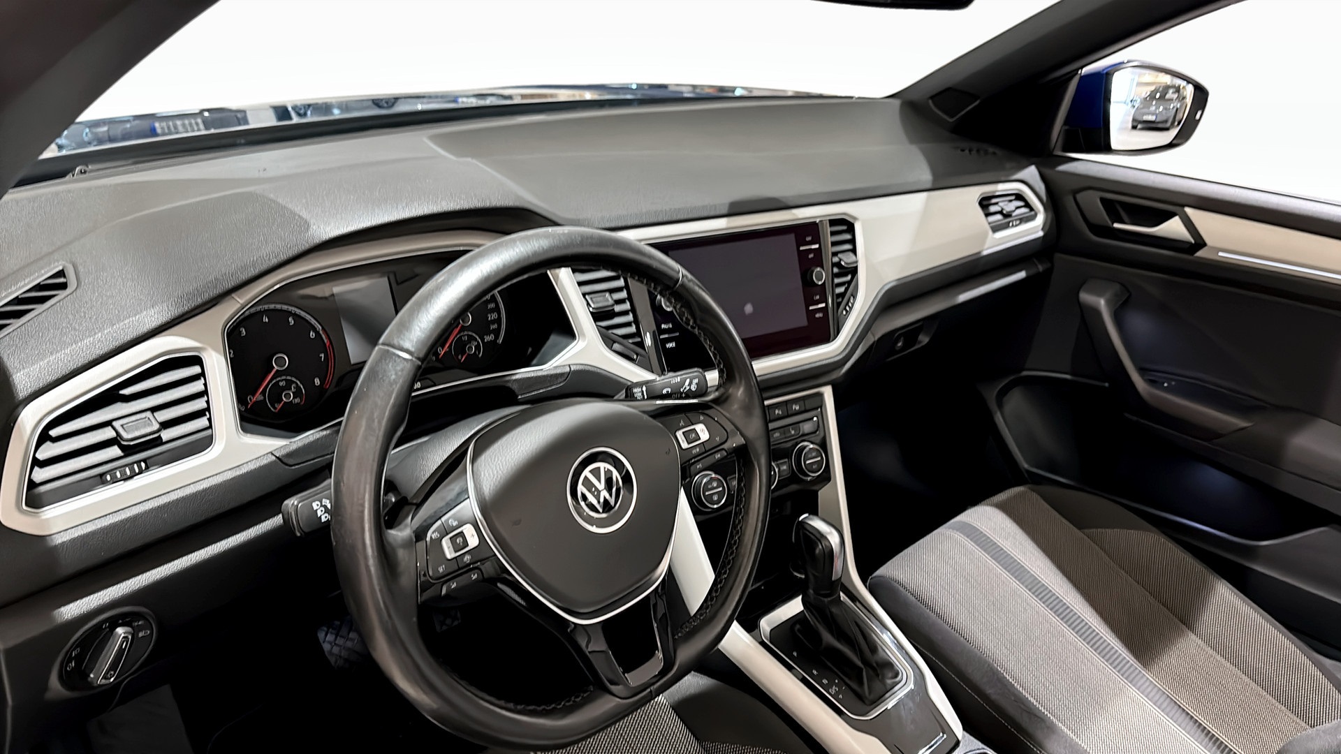 Volkswagen T-Roc Cabriolet ZNJ20G