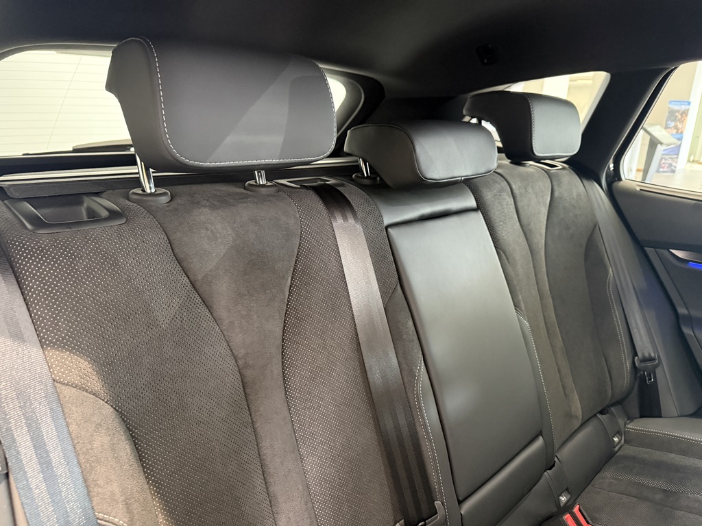 Skoda Enyaq ZNL17C
