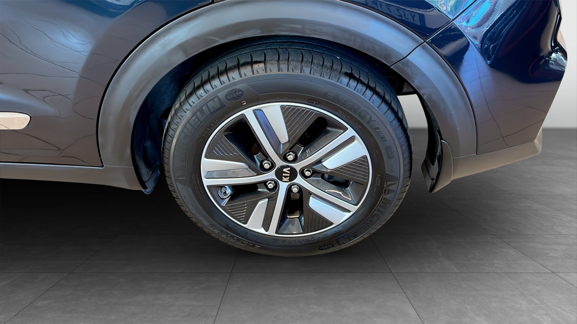 Kia Niro ZNM02S