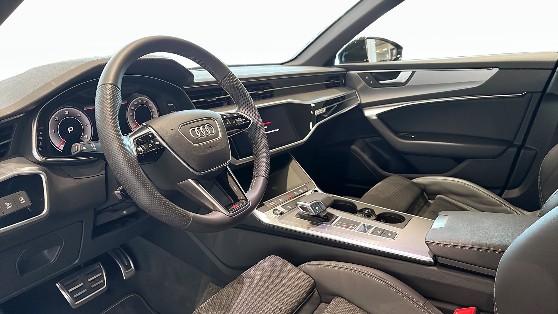 Audi A6 Avant ZOM547