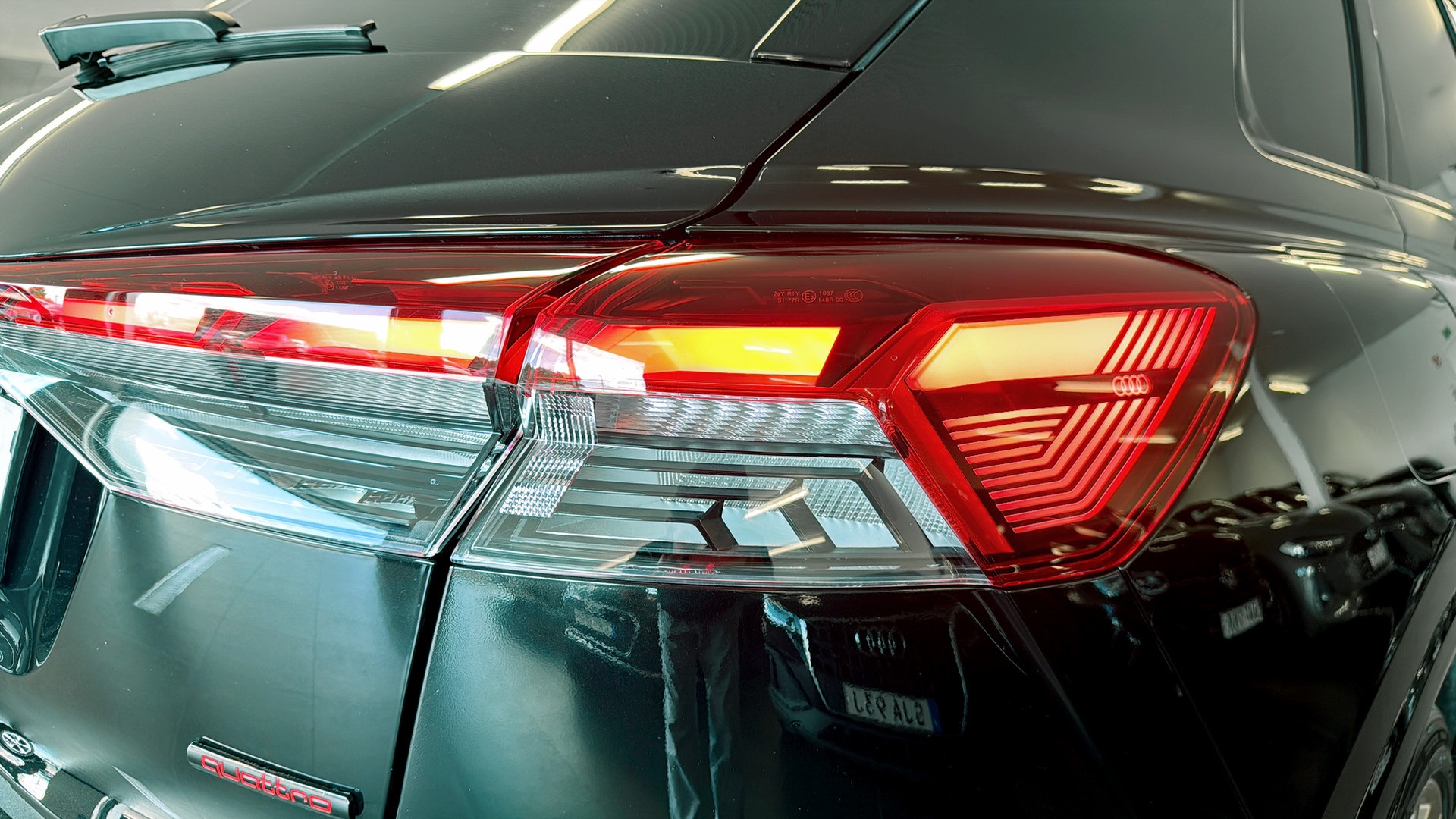 Audi Q4 e-tron ZOY610