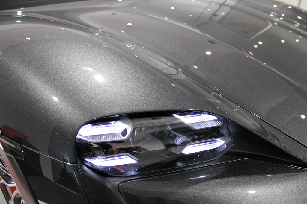 Porsche Taycan ZPP12R