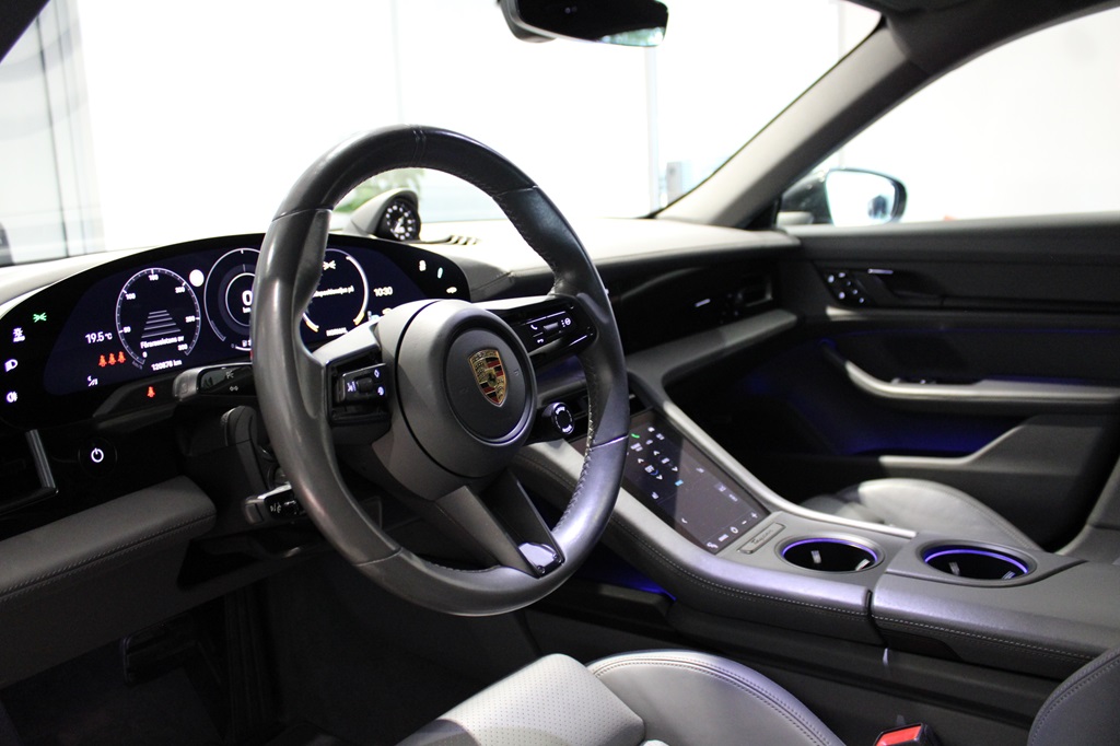 Porsche Taycan ZPP12R