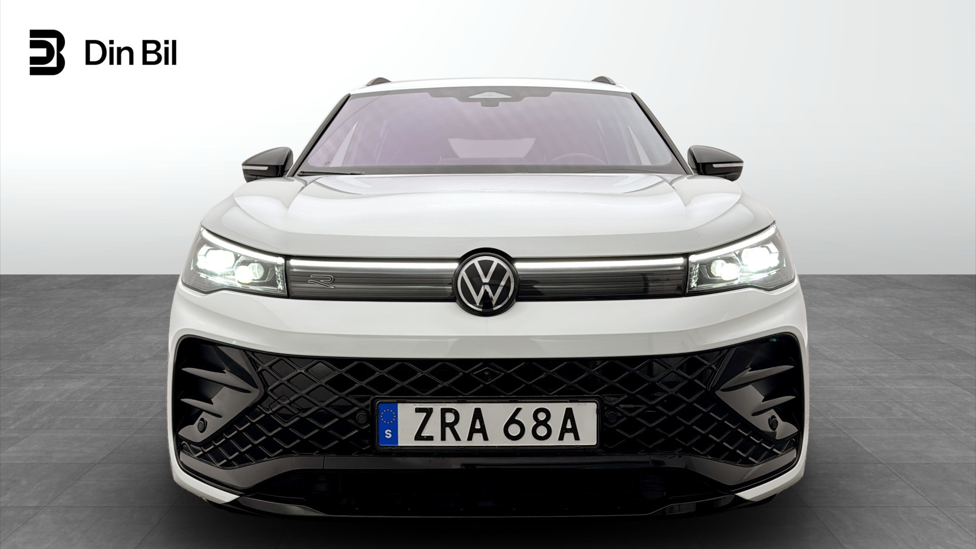 Volkswagen Tiguan ZRA68A