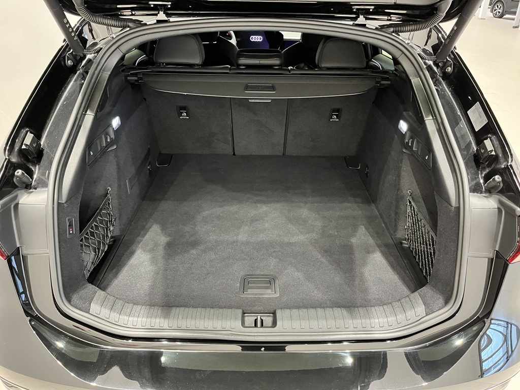 Audi A6 Avant e-tron ZRA800